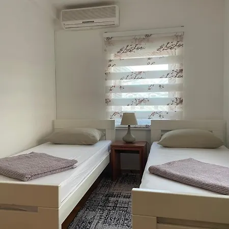 For 3* Mostar