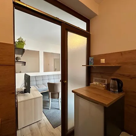 Guest house For